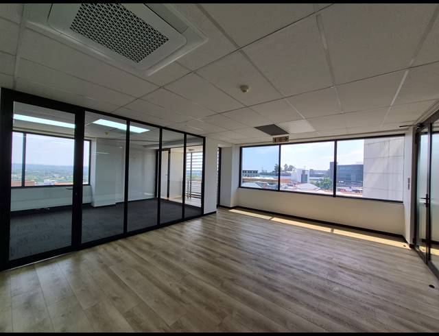 202M² OFFICE TO LET IN SANDOWN